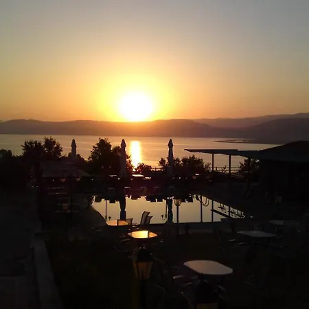 πανόραμα Ξενοδοχείο με διαμερίσματα 3*