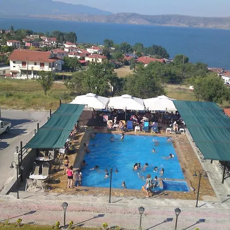 Ξενοδοχείο με διαμερίσματα πανόραμα 3*