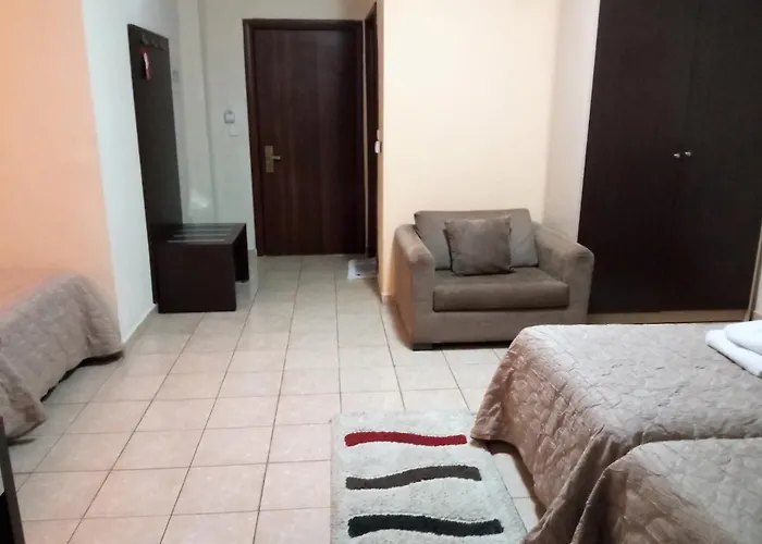 Panorama Aparthotel Áyios Pandeleḯmon