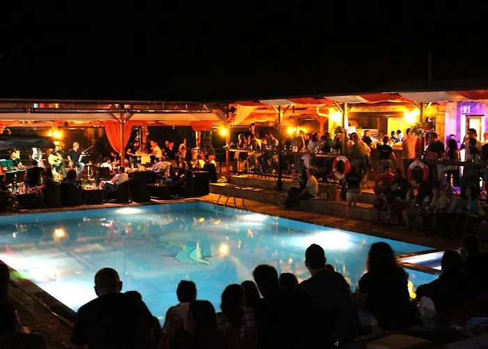Aparthotel Panorama Áyios Pandeleḯmon